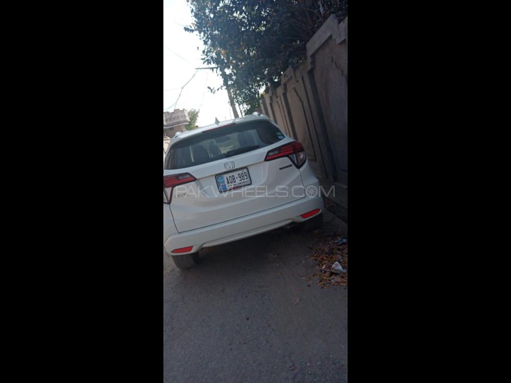 Honda Vezel 2016 for Sale in Chakwal Honda Vezel 2016 for Sale in Chakwal Image-5