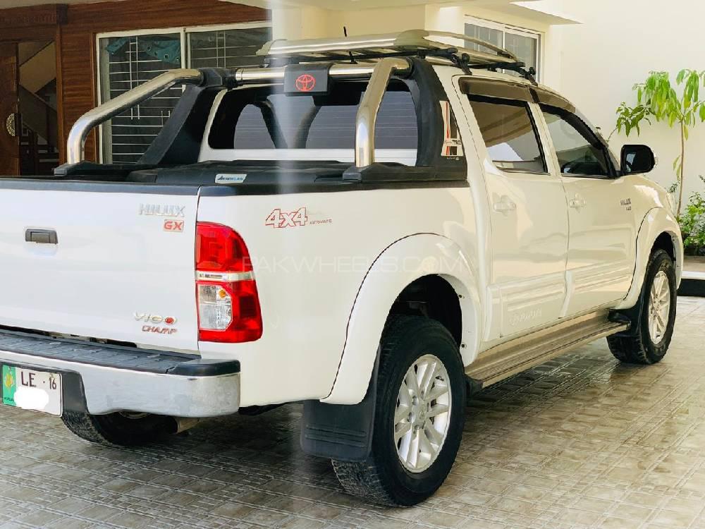 Toyota Hilux 2015 for Sale in Jhang Image-1
