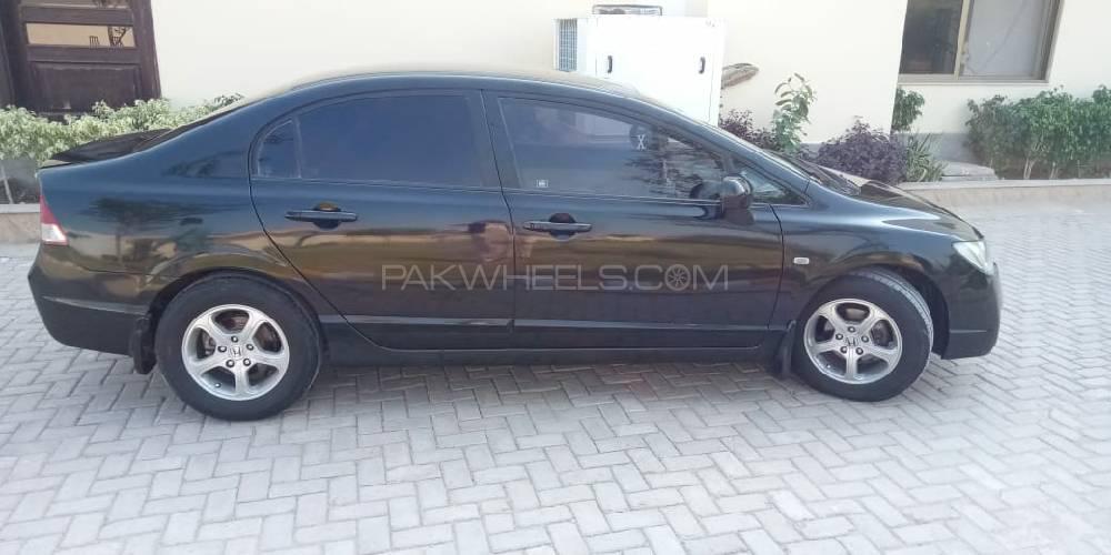 Honda Civic 2010 for Sale in Khanewal Image-1