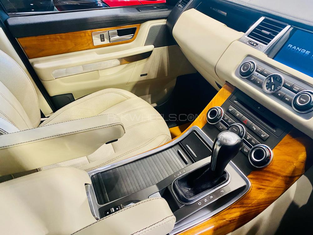 رینج روور اسپورٹ 2010 for Sale in لاہور رینج روور اسپورٹ 2010 for Sale in لاہور Image-11