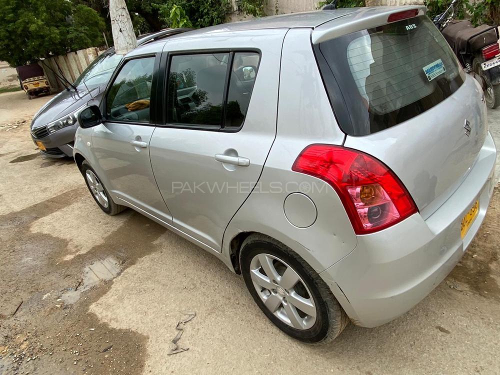Suzuki Swift 2015 for Sale in Karachi Suzuki Swift 2015 for Sale in Karachi Image-3