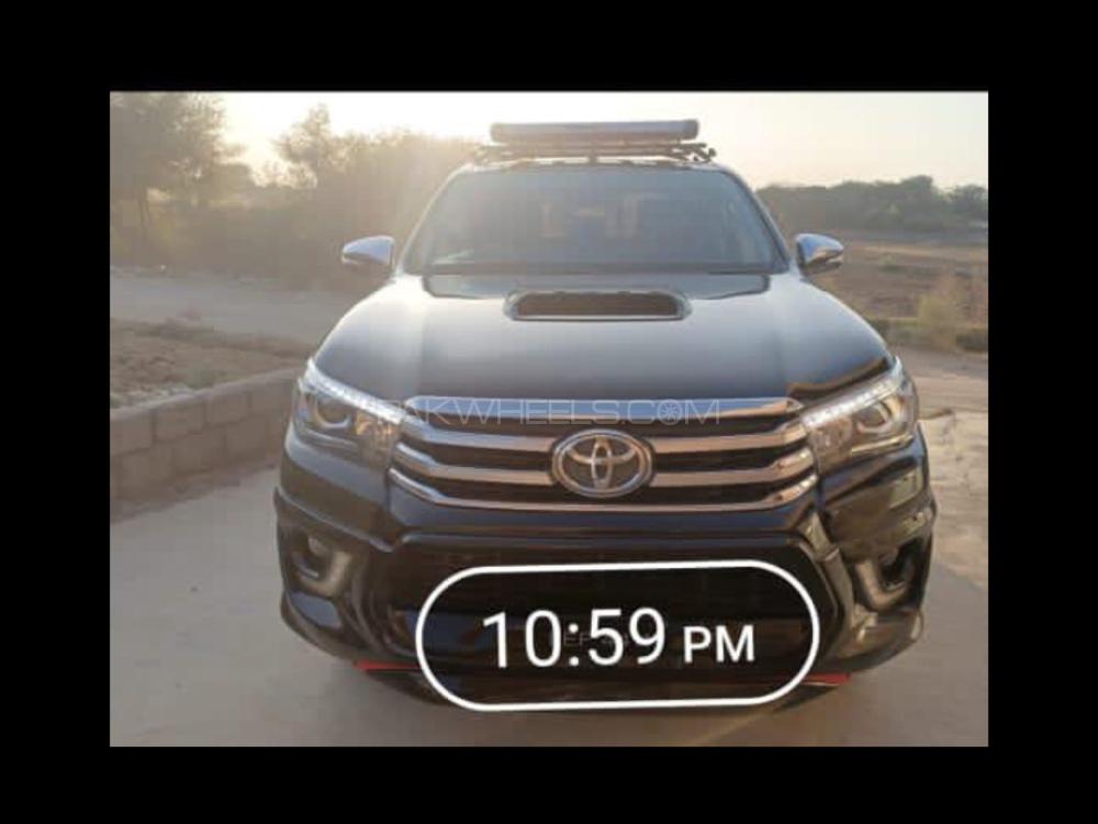 Toyota Hilux 2017 for Sale in Gujrat Toyota Hilux 2017 for Sale in Gujrat Image-5