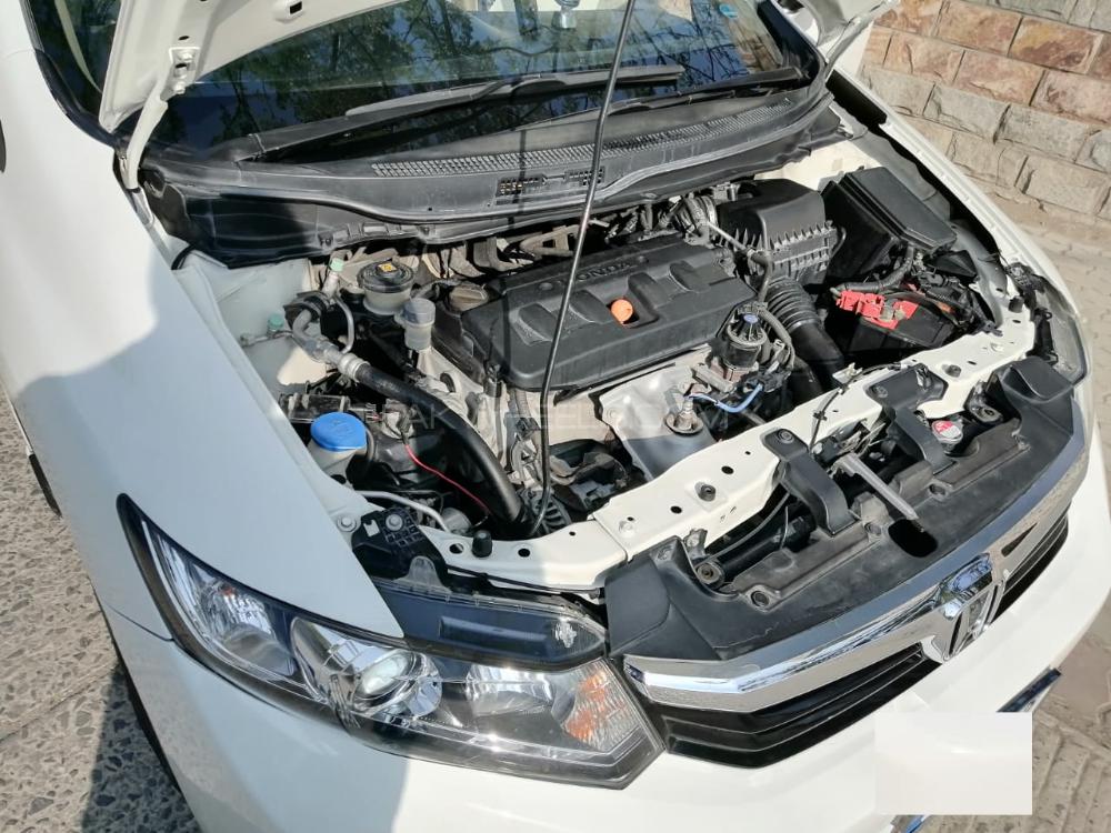 Honda Civic 2014 for Sale in Rawalpindi Honda Civic 2014 for Sale in Rawalpindi Image-13