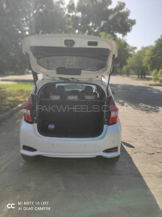 Nissan Note 2016 for Sale in Islamabad Nissan Note 2016 for Sale in Islamabad Image-8