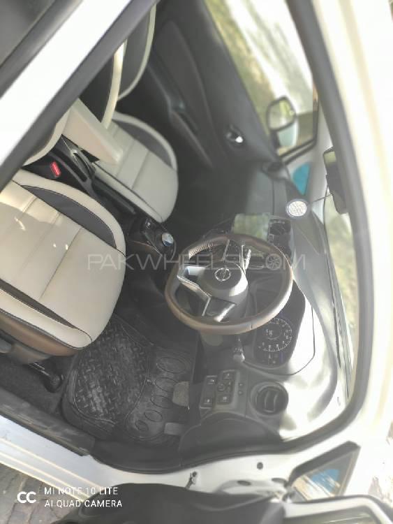 Nissan Note 2016 for Sale in Islamabad Nissan Note 2016 for Sale in Islamabad Image-10