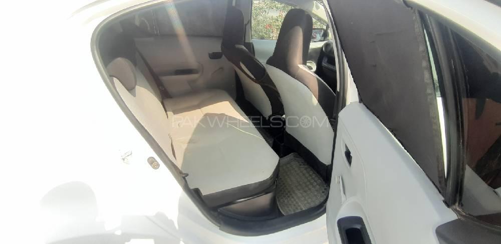 Toyota Aqua 2014 for Sale in Peshawar Toyota Aqua 2014 for Sale in Peshawar Image-10