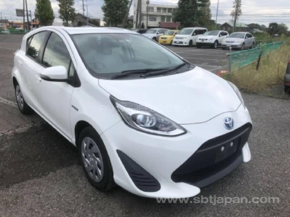 Toyota Aqua 2017 for Sale in Peshawar Image-1