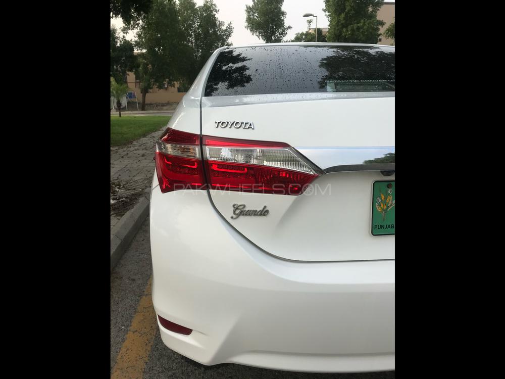 Toyota Corolla 2016 for Sale in Lahore Image-1