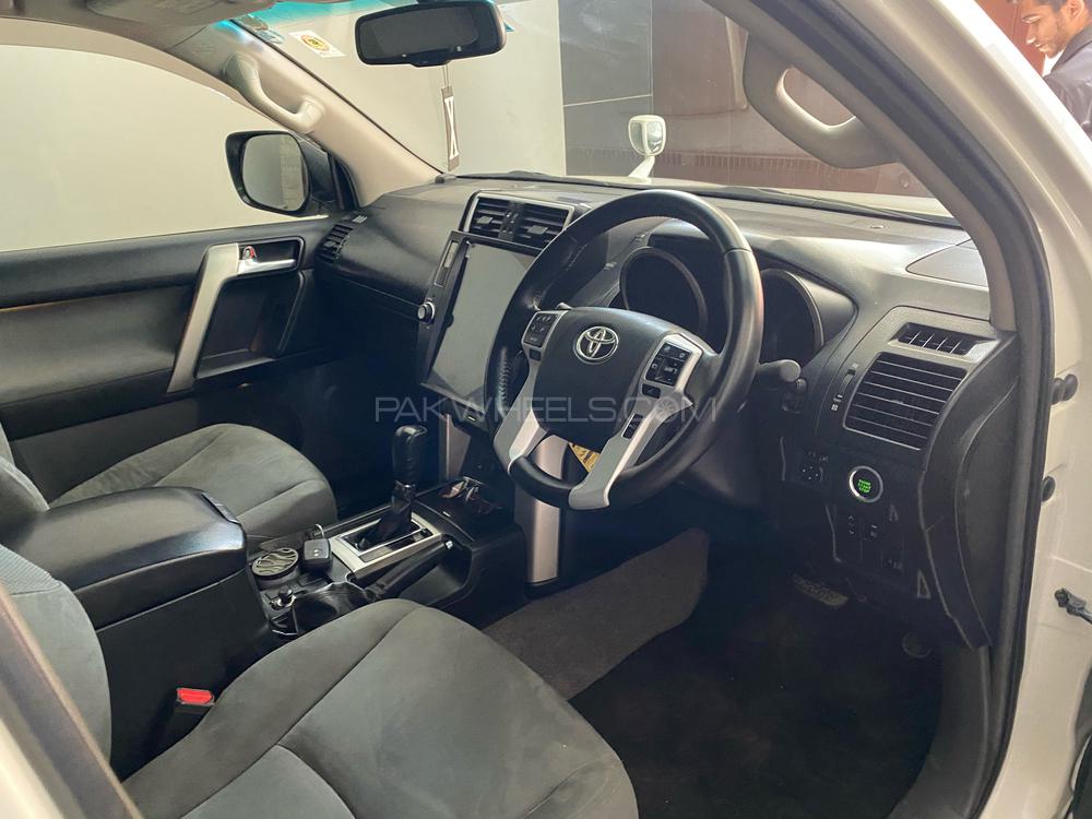 Toyota Prado 2009 for Sale in Karachi Toyota Prado 2009 for Sale in Karachi Image-2