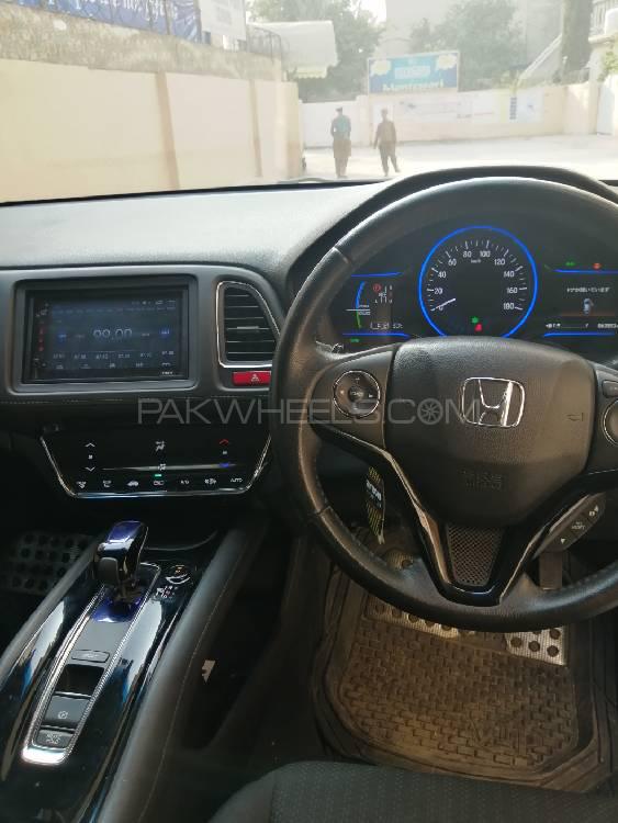 Honda Vezel 2014 for Sale in Islamabad Honda Vezel 2014 for Sale in Islamabad Image-15