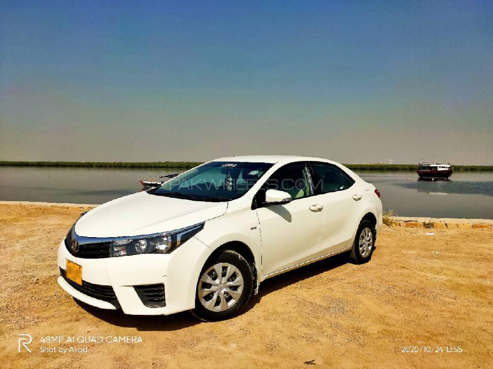 Toyota Corolla 2016 for Sale in Karachi Image-1