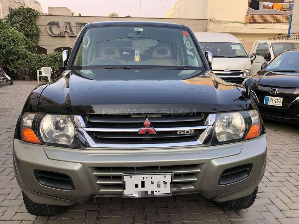 Mitsubishi Pajero 2000 for Sale in Lahore Image-1