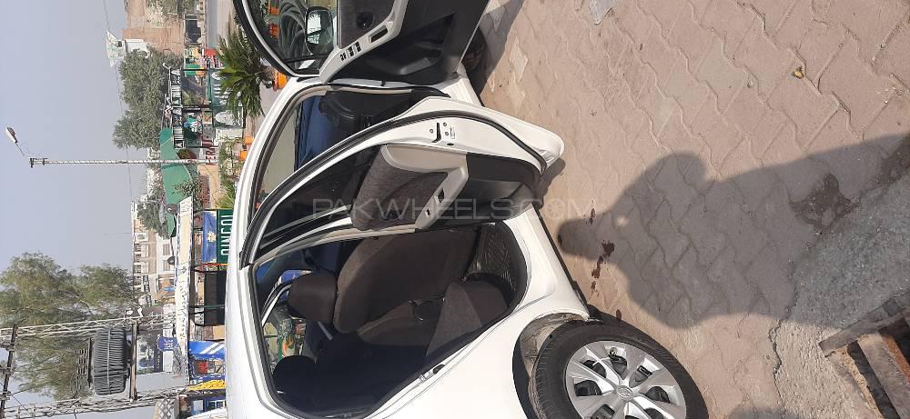 Toyota Vitz 2010 for Sale in Peshawar Toyota Vitz 2010 for Sale in Peshawar Image-15