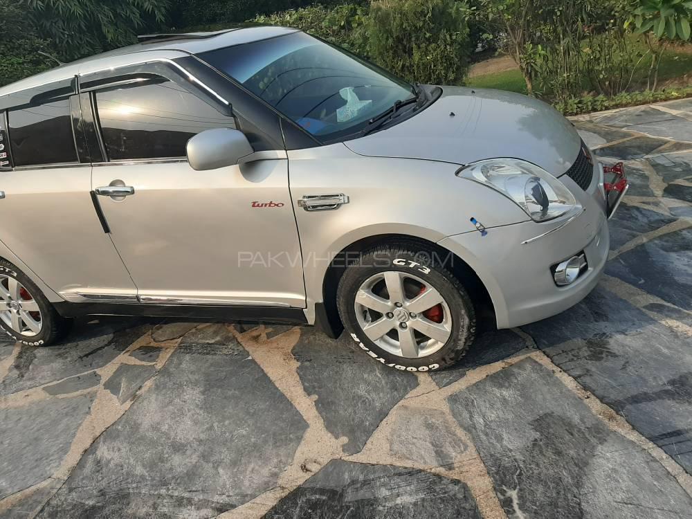 Suzuki Swift 2011 for Sale in Lahore Suzuki Swift 2011 for Sale in Lahore Image-2