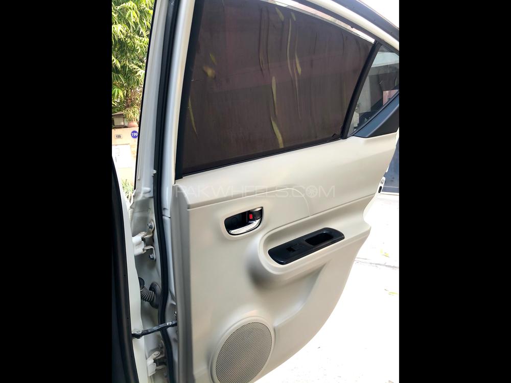 Toyota Aqua 2012 for Sale in Lahore Toyota Aqua 2012 for Sale in Lahore Image-11