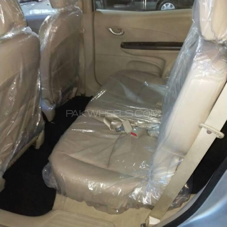 Honda BR-V 2017 for Sale in Karachi Honda BR-V 2017 for Sale in Karachi Image-11