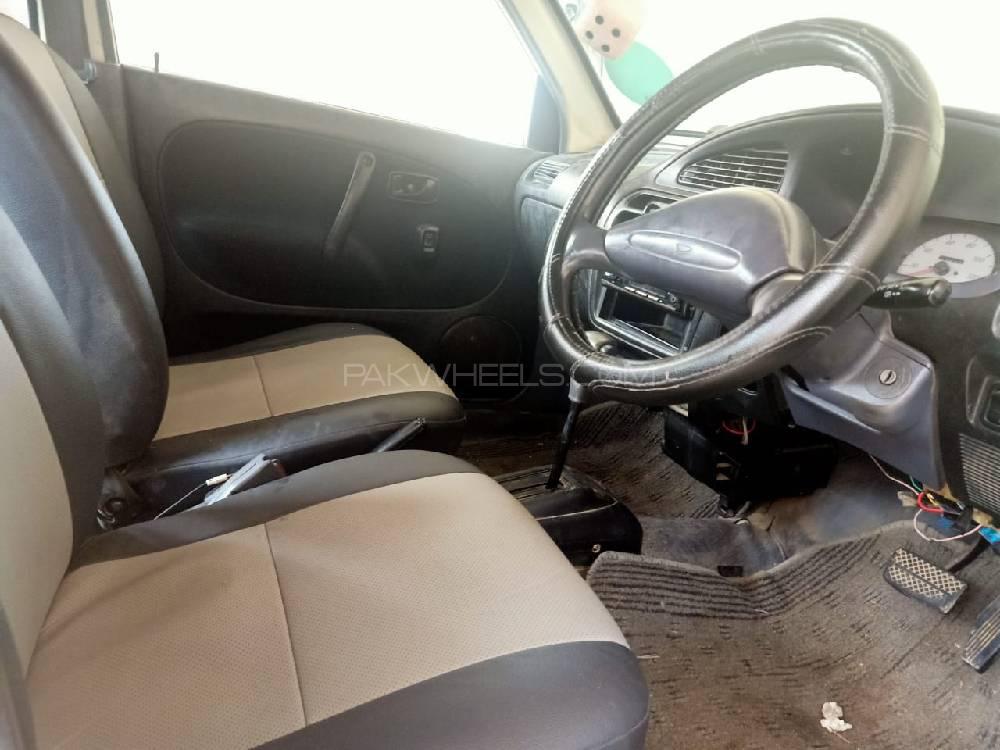 ڈائیہاتسو کیور 2004 for Sale in چکوال ڈائیہاتسو کیور 2004 for Sale in چکوال Image-2