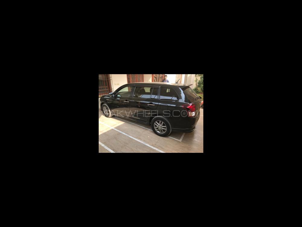 Toyota Corolla Fielder 2013 for Sale in Karachi Image-1
