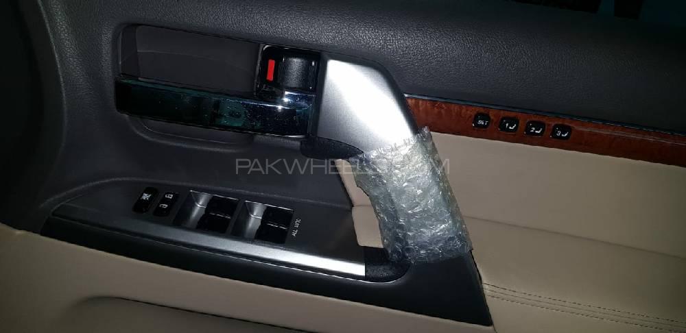 Toyota Land Cruiser 2012 for Sale in Lahore Toyota Land Cruiser 2012 for Sale in Lahore Image-3