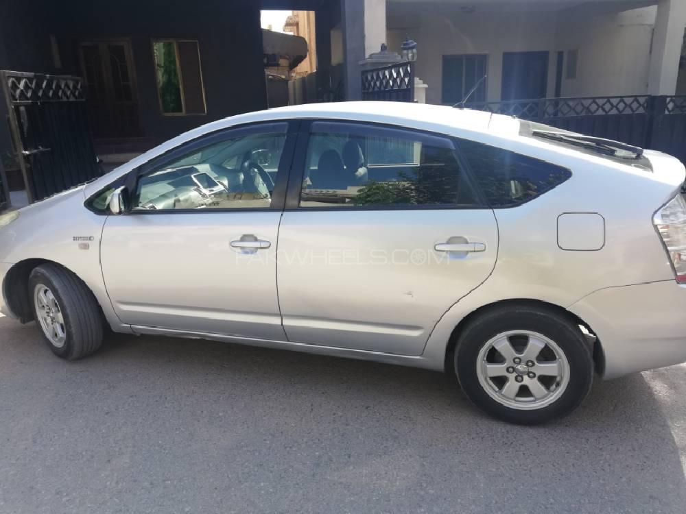 ٹویوٹا پریوس 2007 for Sale in راولپنڈی ٹویوٹا پریوس 2007 for Sale in راولپنڈی Image-3