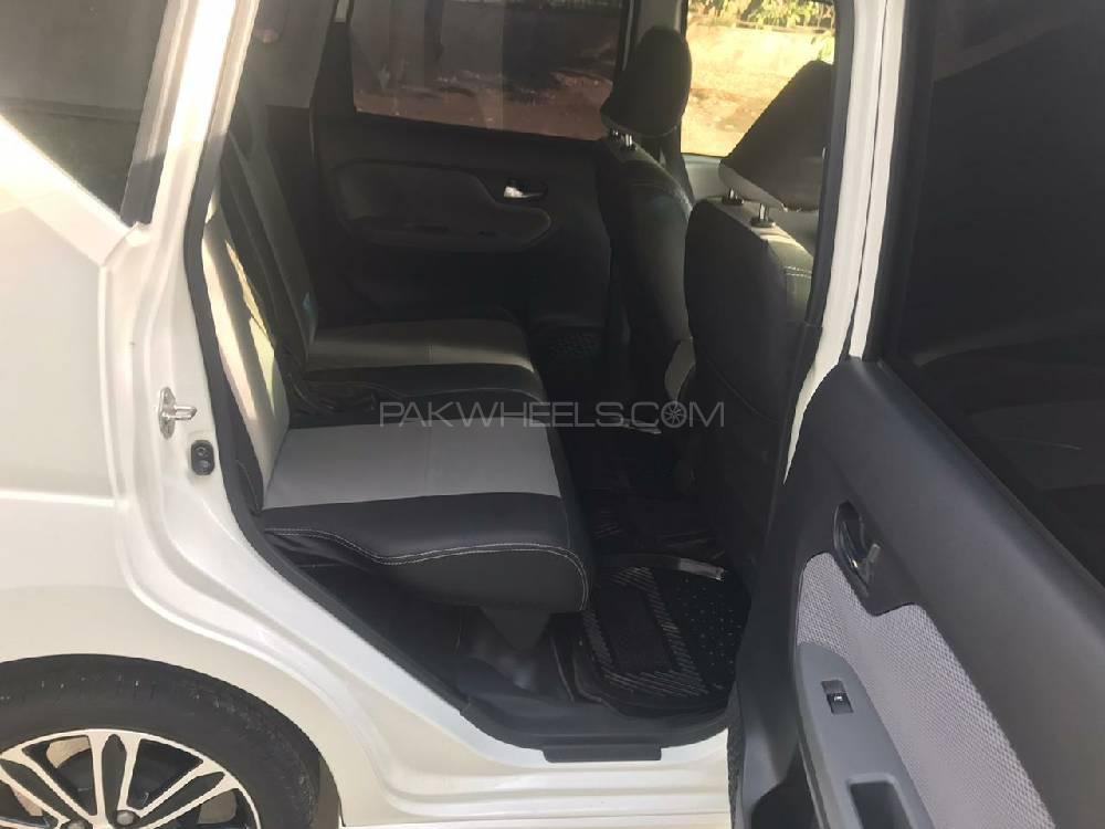 ڈائیہاتسو موو 2015 for Sale in کراچی ڈائیہاتسو موو 2015 for Sale in کراچی Image-15