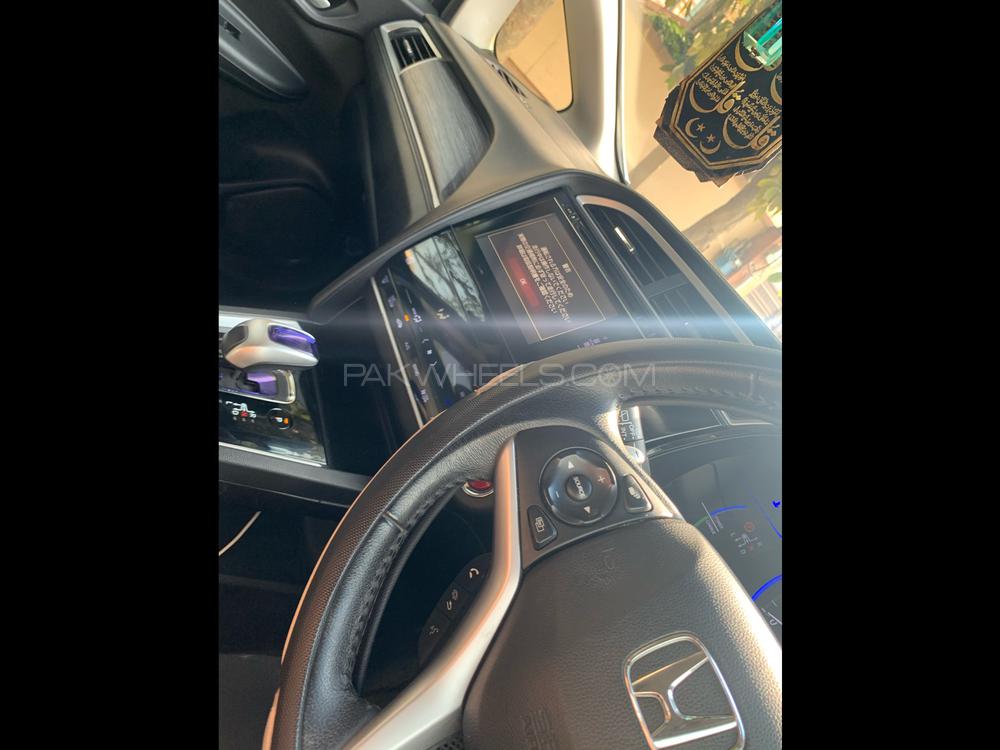 Honda Fit 2015 for Sale in Lahore Honda Fit 2015 for Sale in Lahore Image-5