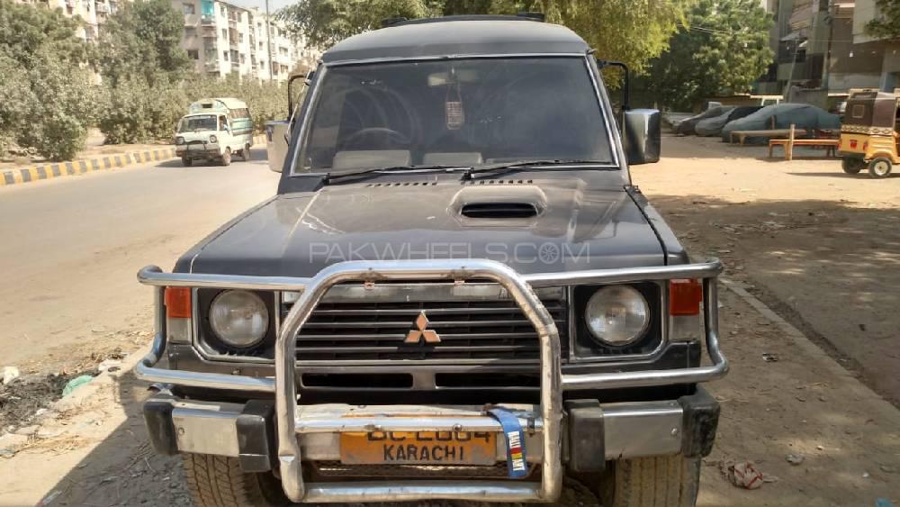 Mitsubishi Pajero 1990 for Sale in Karachi Mitsubishi Pajero 1990 for Sale in Karachi Image-2