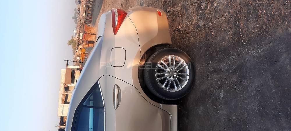 Toyota Corolla 2016 for Sale in Sukkur Toyota Corolla 2016 for Sale in Sukkur Image-5