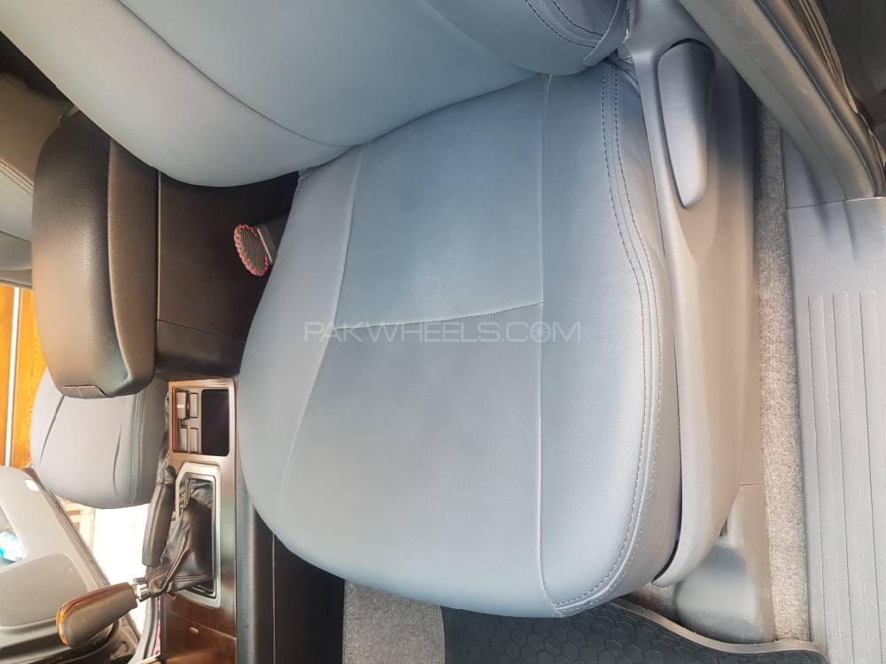 Toyota Prado 2010 for Sale in Lahore Toyota Prado 2010 for Sale in Lahore Image-11