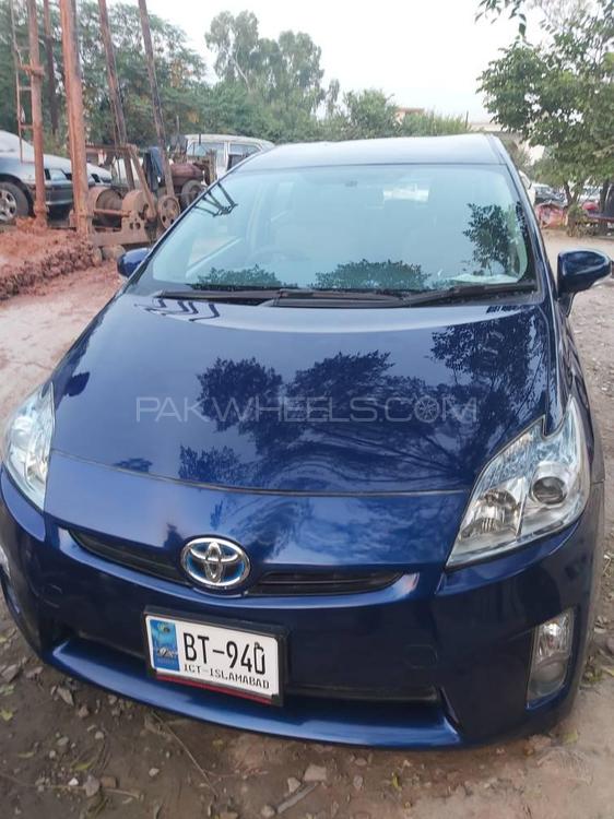 Toyota Prius 2010 for Sale in Islamabad Image-1