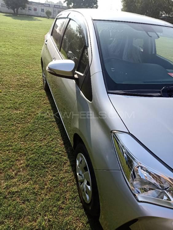 Toyota Vitz 2017 for Sale in Faisalabad Toyota Vitz 2017 for Sale in Faisalabad Image-3