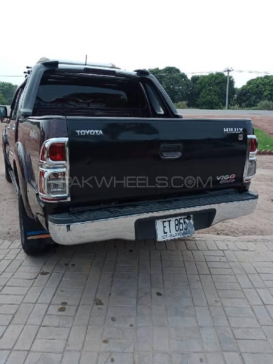 Toyota Hilux 2013 for Sale in Multan Toyota Hilux 2013 for Sale in Multan Image-6