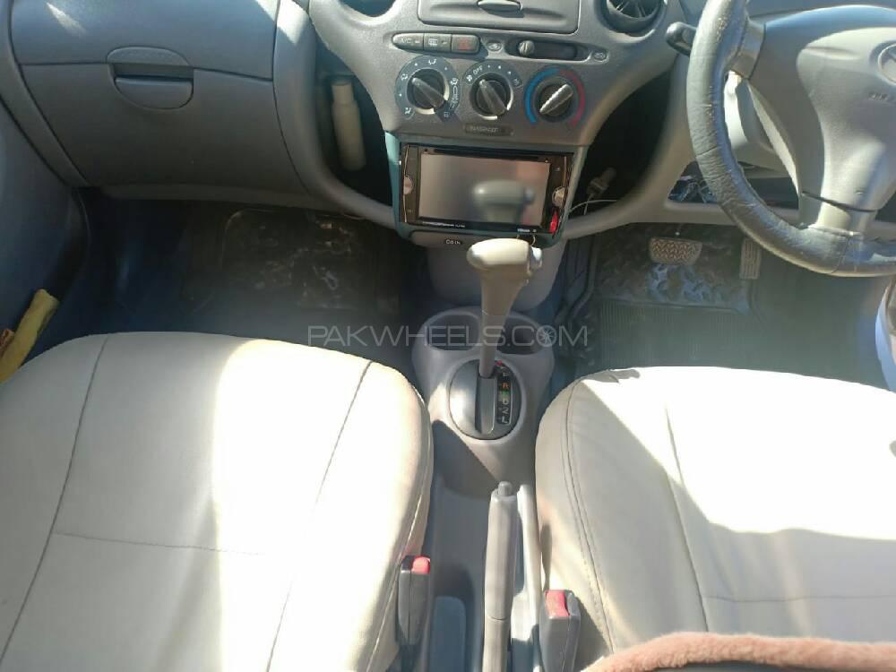 Toyota Vitz 2000 for Sale in Bannu Toyota Vitz 2000 for Sale in Bannu Image-7