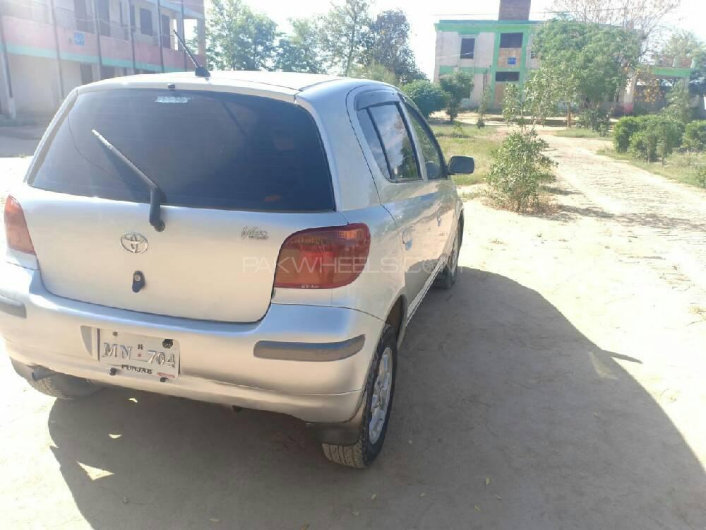 Toyota Vitz 2000 for Sale in Bannu Toyota Vitz 2000 for Sale in Bannu Image-9