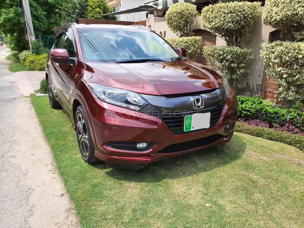 Honda Vezel 2015 for Sale in Lahore Honda Vezel 2015 for Sale in Lahore Image-3