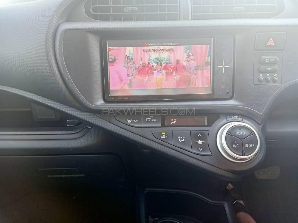 Toyota Aqua 2017 for Sale in Islamabad Toyota Aqua 2017 for Sale in Islamabad Image-16