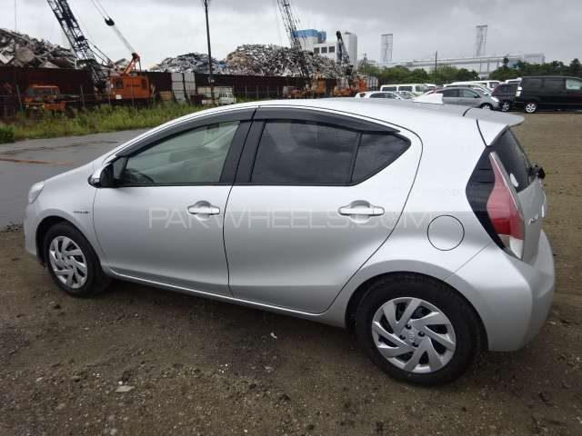 Toyota Aqua 2015 for Sale in Lahore Toyota Aqua 2015 for Sale in Lahore Image-13