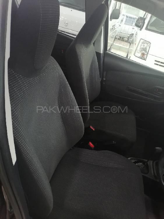 ٹویوٹا ویٹز 2017 for Sale in پشاور ٹویوٹا ویٹز 2017 for Sale in پشاور Image-5