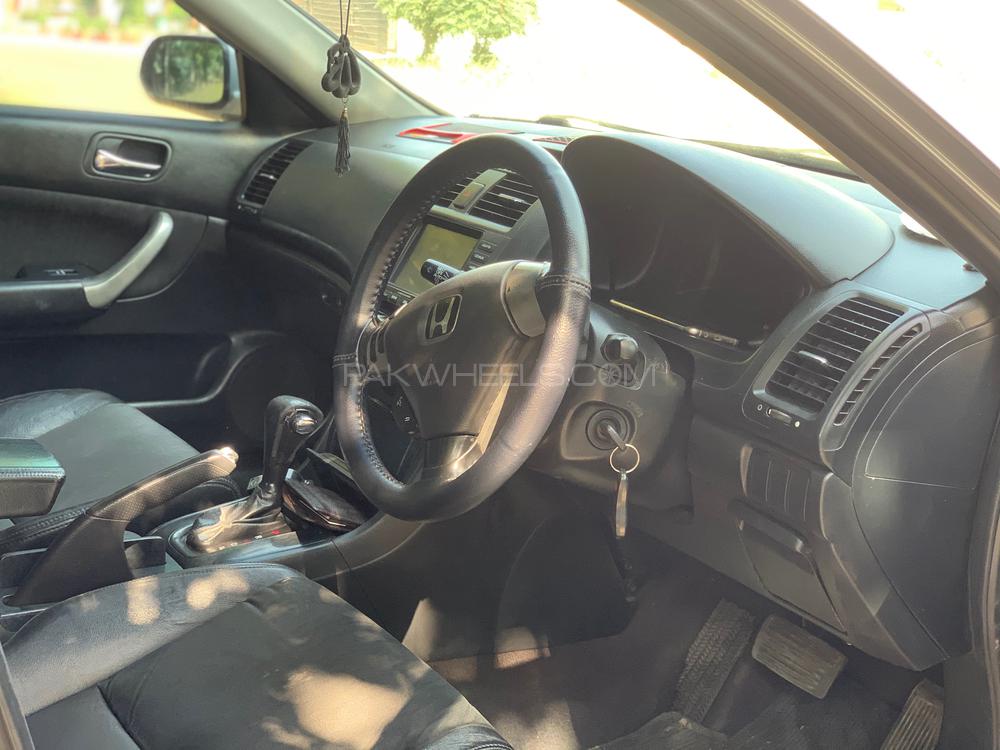 Honda Accord 2004 for Sale in Lahore Honda Accord 2004 for Sale in Lahore Image-15