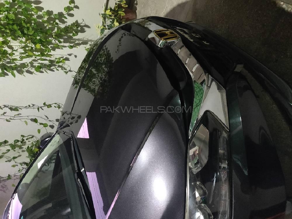 Honda Vezel 2014 for Sale in Lahore Honda Vezel 2014 for Sale in Lahore Image-4