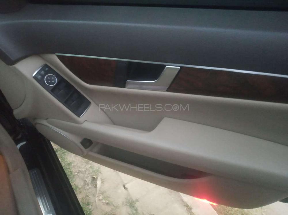 مرسڈیز بینز سی کلاس 2012 for Sale in اسلام آباد مرسڈیز بینز سی کلاس 2012 for Sale in اسلام آباد Image-9