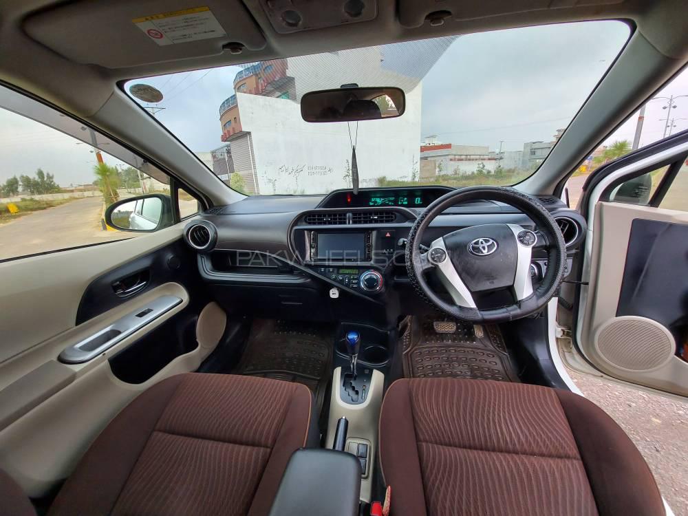 Toyota Aqua 2013 for Sale in Mardan Toyota Aqua 2013 for Sale in Mardan Image-5