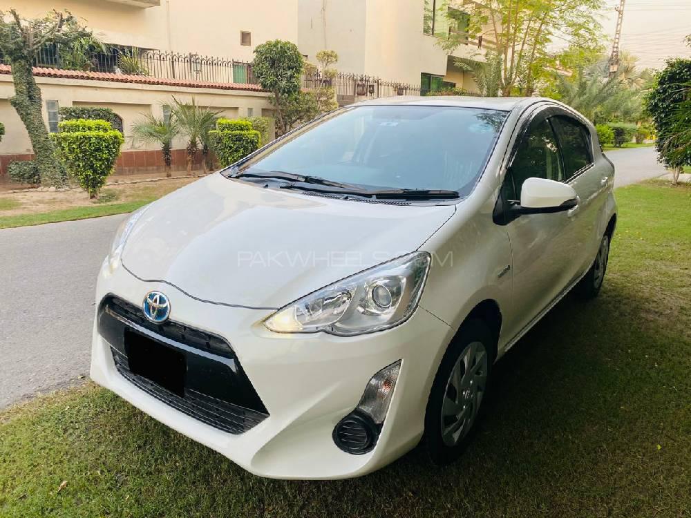 Toyota Aqua 2015 for Sale in Lahore Image-1