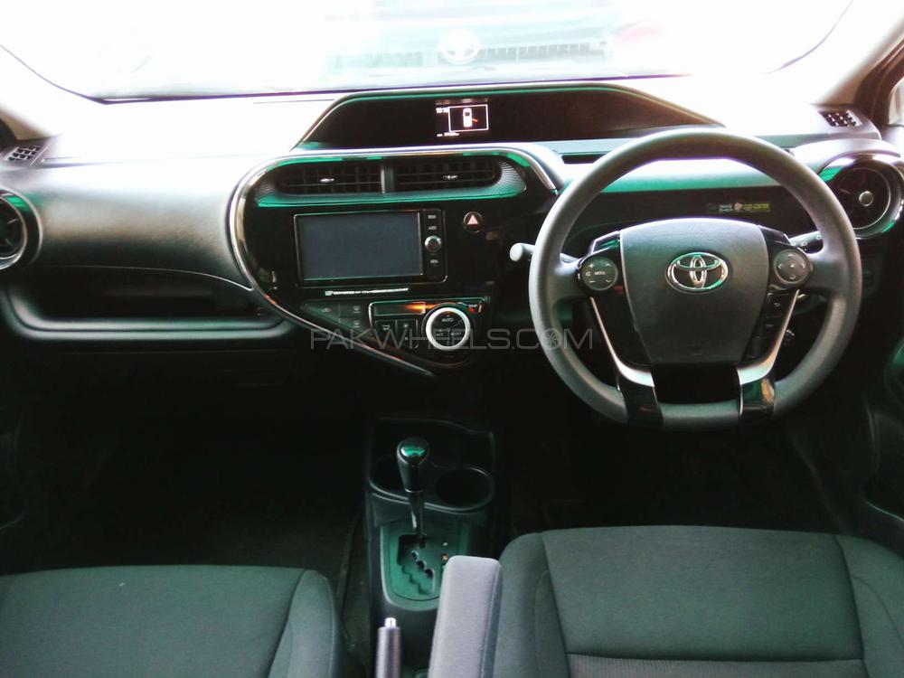 Toyota Aqua 2017 for Sale in Rawalpindi Toyota Aqua 2017 for Sale in Rawalpindi Image-9