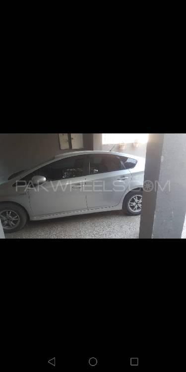 ٹویوٹا پریوس 2010 for Sale in راولپنڈی ٹویوٹا پریوس 2010 for Sale in راولپنڈی Image-5