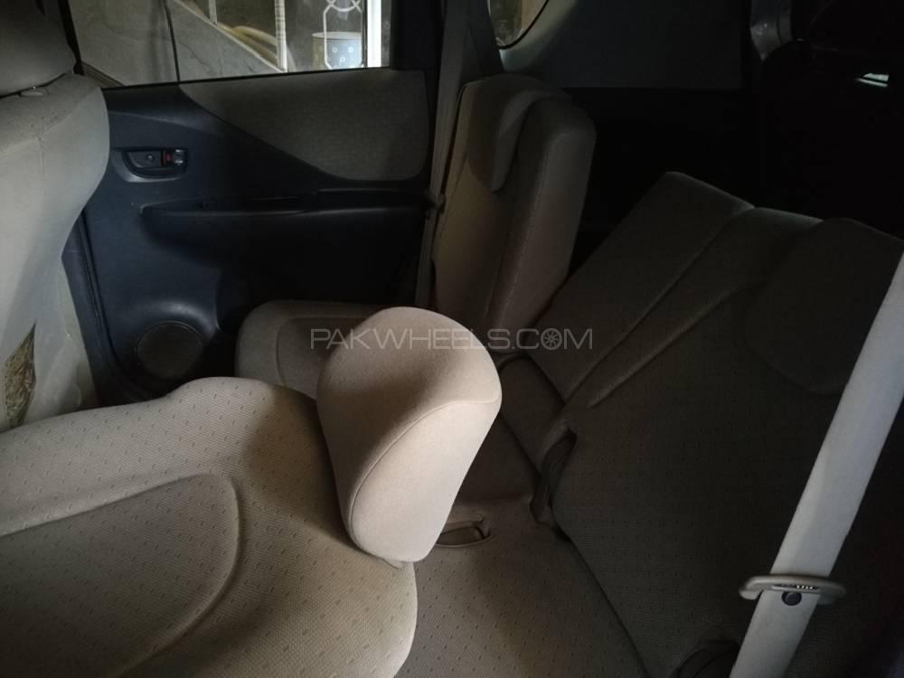 Toyota Ractis 2014 for Sale in Faisalabad Toyota Ractis 2014 for Sale in Faisalabad Image-6
