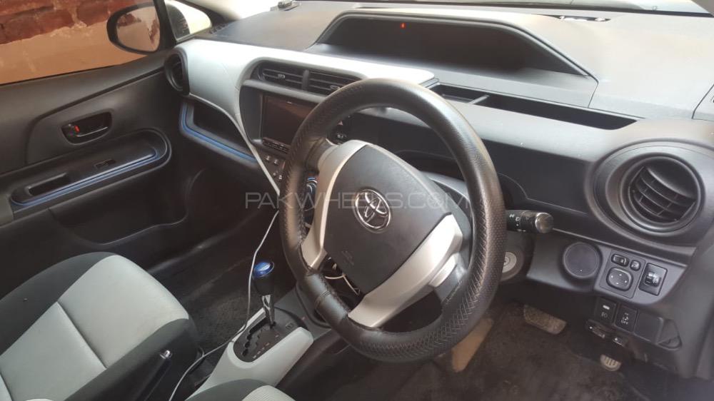 ٹویوٹا اکوا 2014 for Sale in پشاور ٹویوٹا اکوا 2014 for Sale in پشاور Image-3