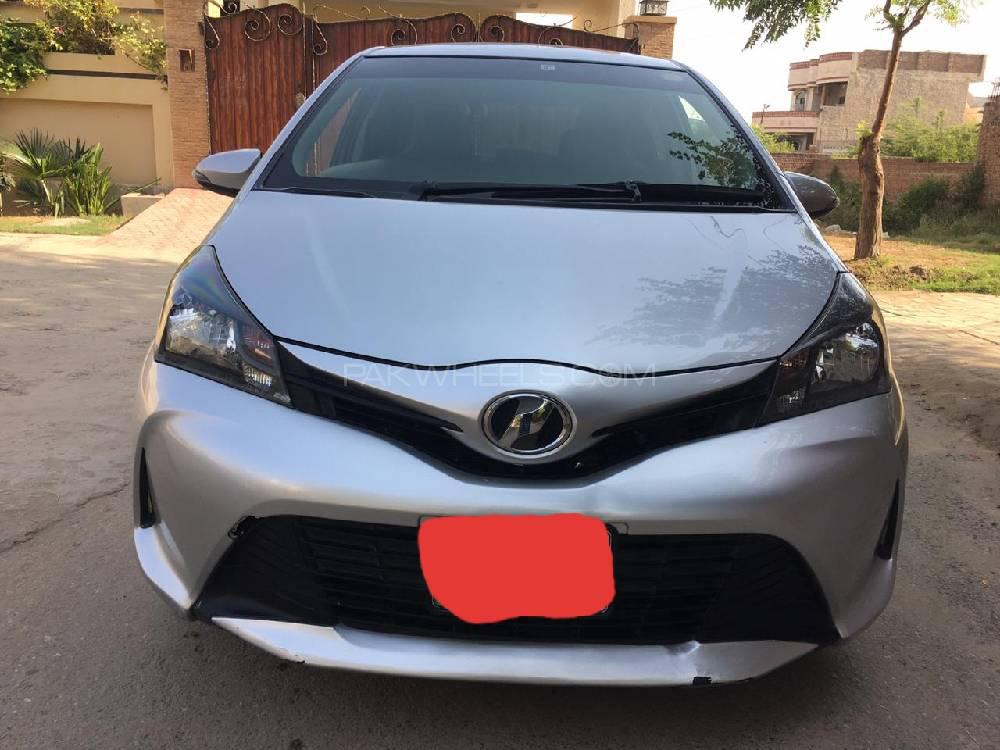Toyota Vitz 2015 for Sale in Faisalabad Image-1