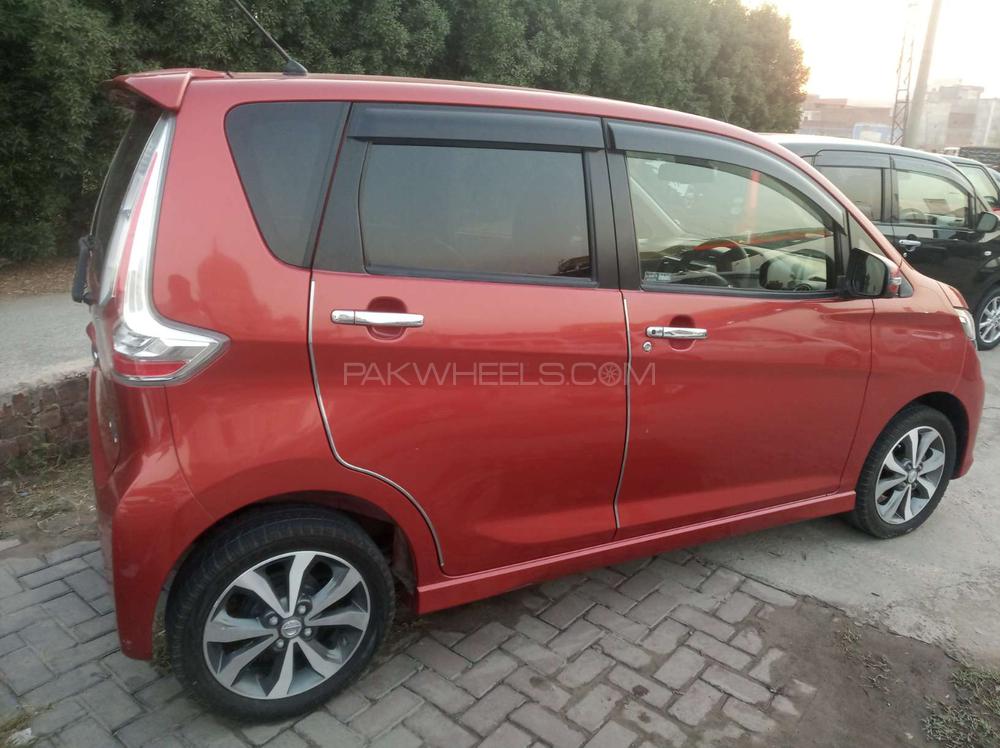Nissan Dayz Highway Star 2017 for Sale in Gujranwala Nissan Dayz Highway Star 2017 for Sale in Gujranwala Image-5