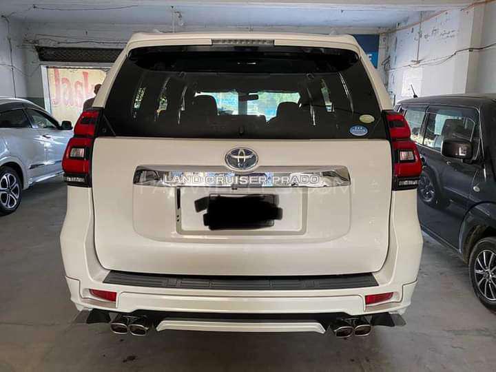 Toyota Prado 2010 for Sale in Gujranwala Toyota Prado 2010 for Sale in Gujranwala Image-2